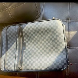 Louis Vuitton men’s luggage